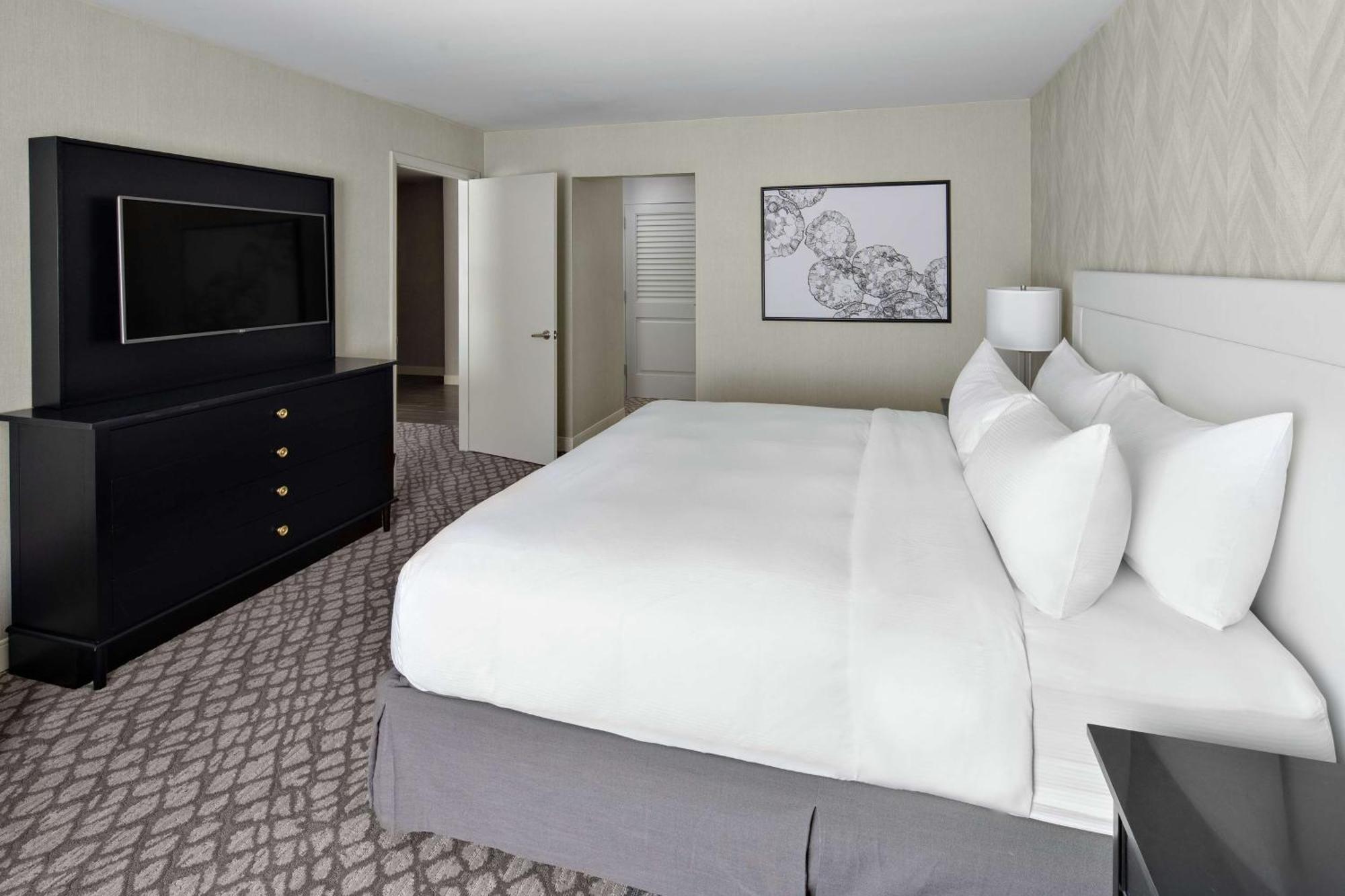 Doubletree Suites By Hilton Charlotte/Southpark Zewnętrze zdjęcie